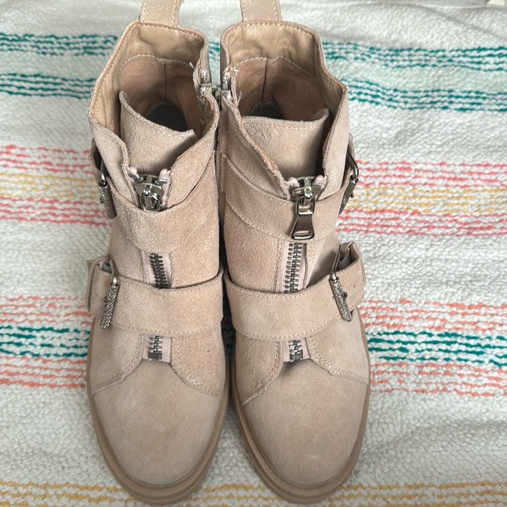 Dolce Vita boots